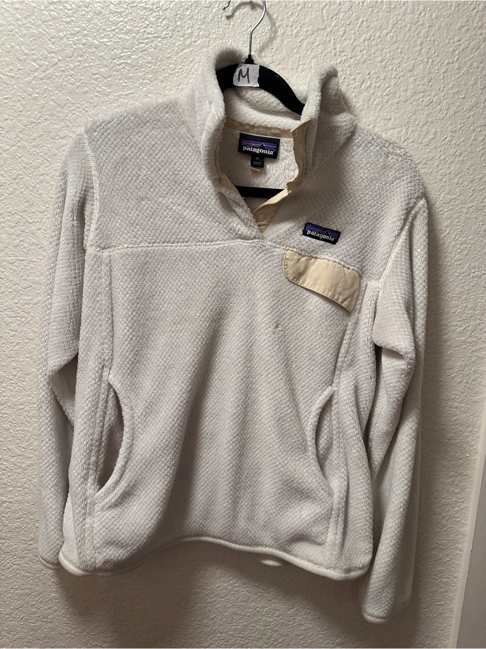 Patagonia Women's White Fleece Pullover Jacket